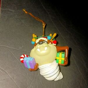 1998 Tasmanian Devil Looney Tunes Christmas ornament excellent condition no box